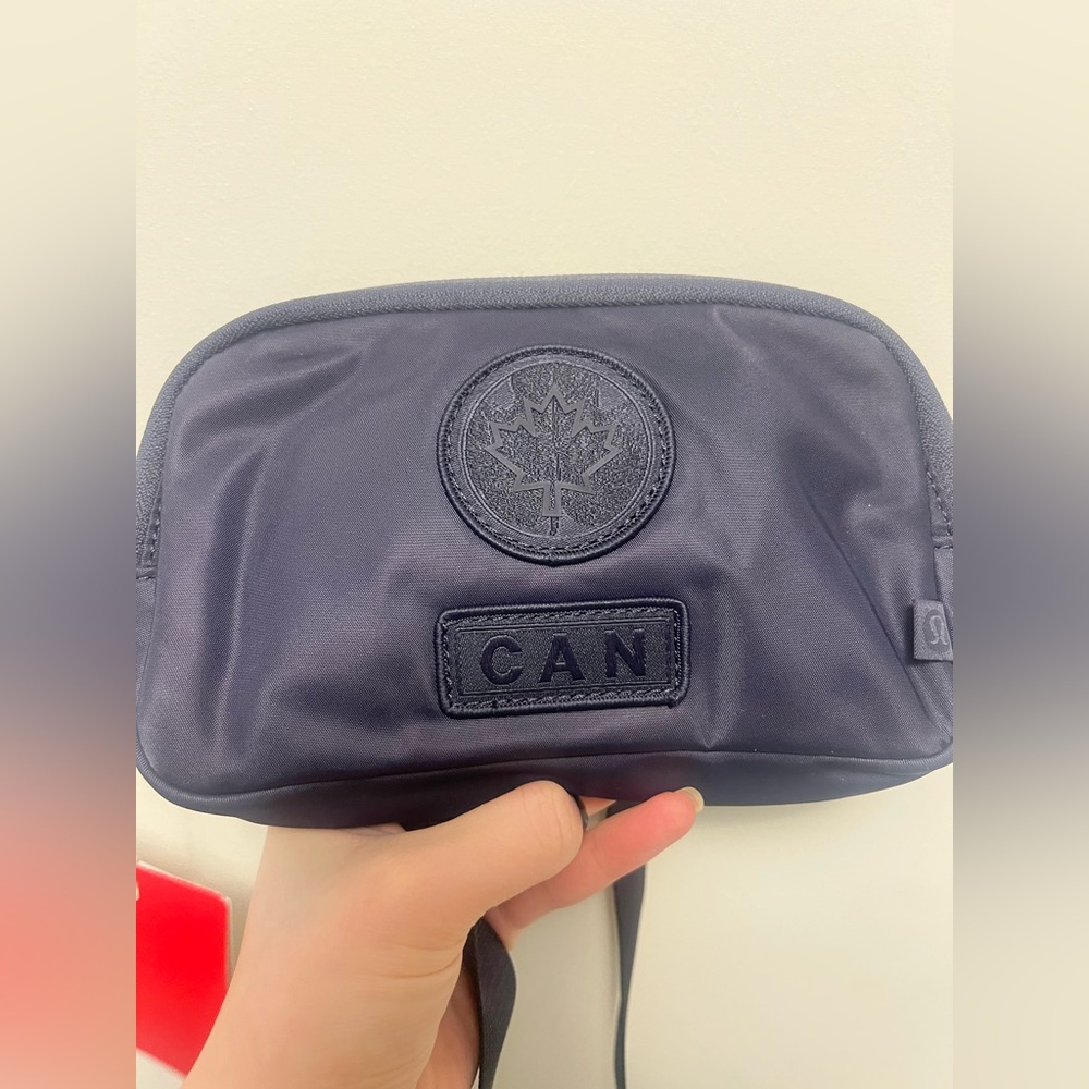 Lululemon team Canada Future legacy mini belt bag-Atmospheric blue-NWT - Picture 2 of 10